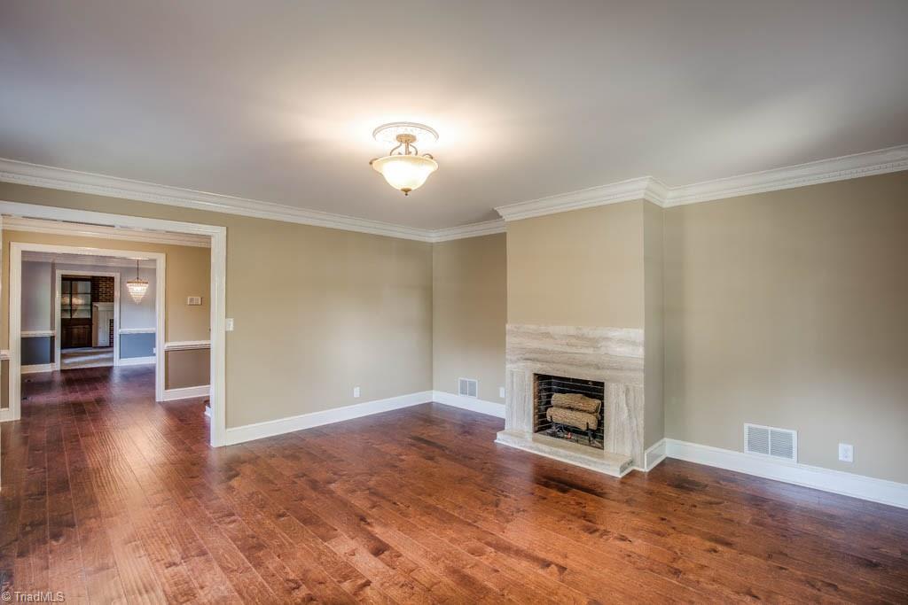 1740 Reynolda Road Winston-Salem, NC 27104 - Photo 6 of 30 Gallery Image 6