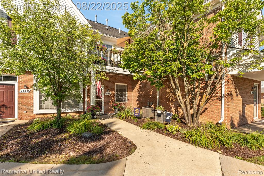 1146 Rial Lake Drive Howell, MI 48843 - Photo 3 of 46