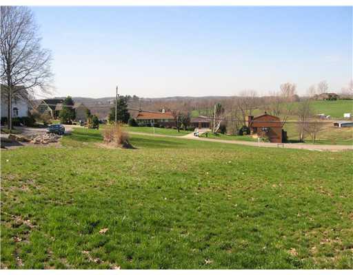 2 Oakridge Road McDonald, PA 15057 - Photo 3 of 3 View.