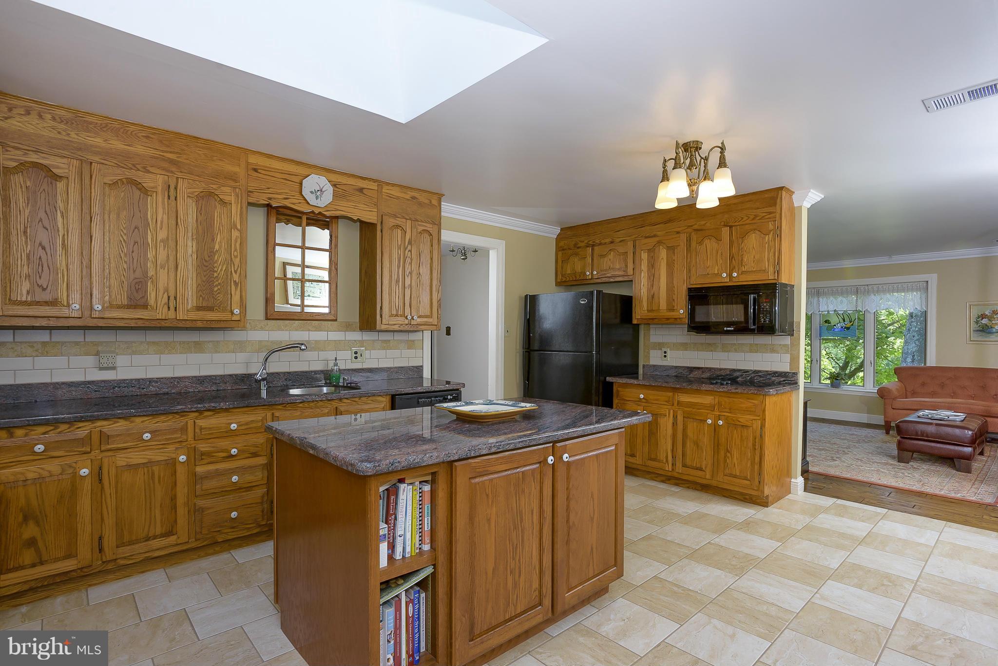 5155 Green Bridge Road Clarksville, MD 21029 - Photo 17 of 30 Kitchen