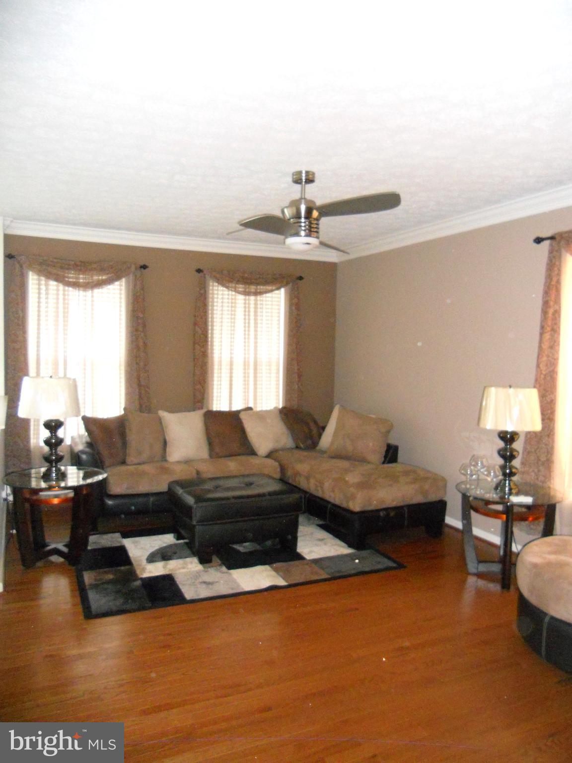 9700 Decatur Road Middle River, MD 21220 - Photo 8 of 23 Living Room