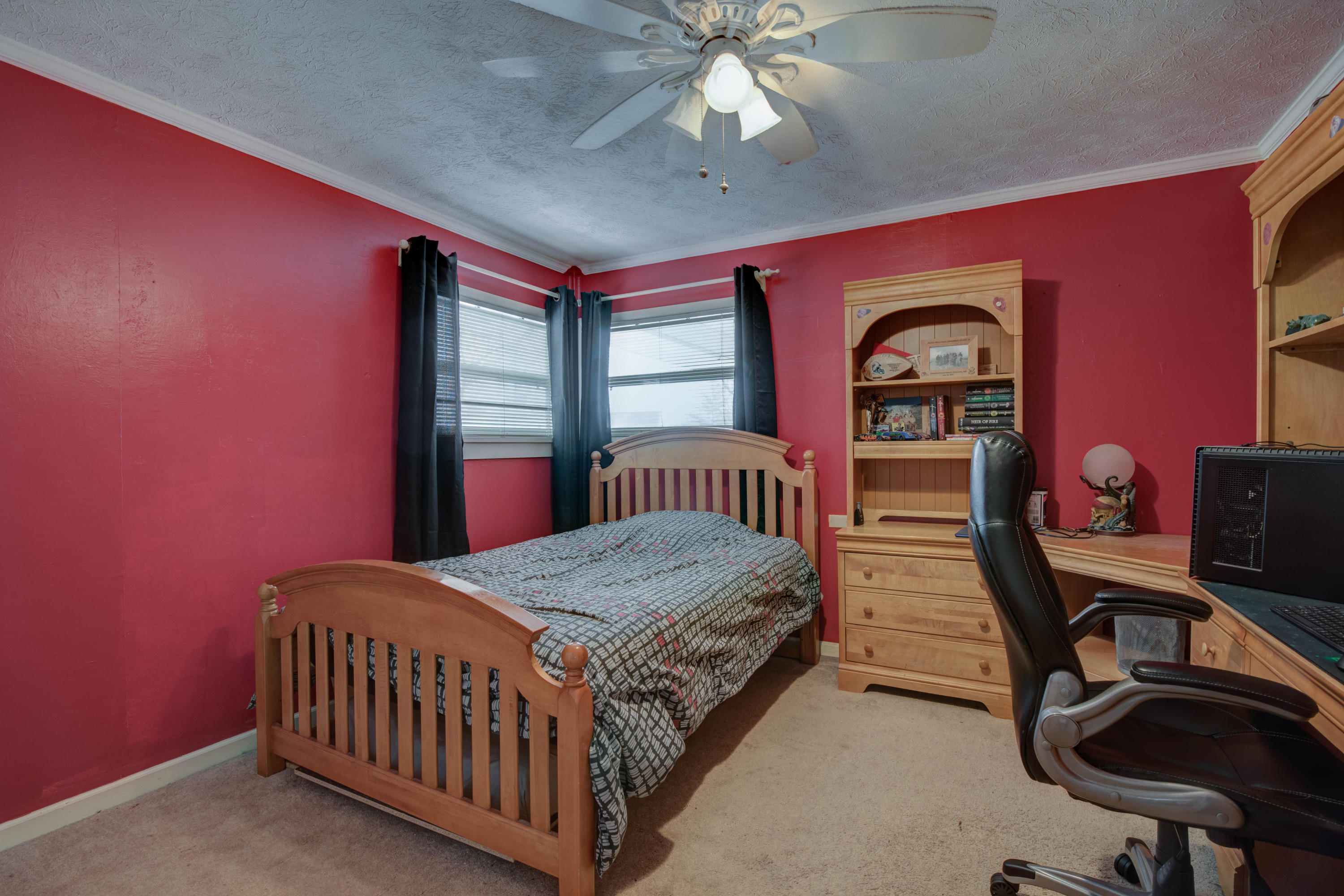 119 Decatur Road Oak Ridge, TN 37830 - Photo 17 of 27 2nd Bedroom on Main Level