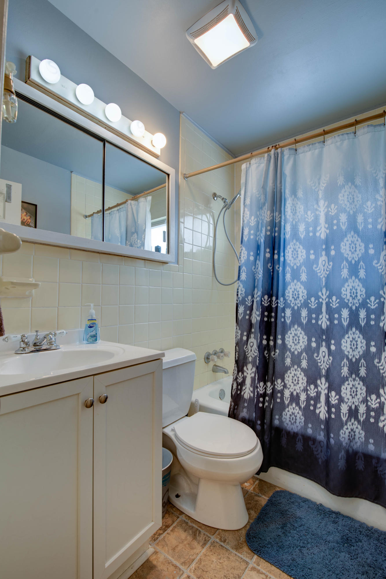 119 Decatur Road Oak Ridge, TN 37830 - Photo 19 of 27 Full Bathroom on Main Level