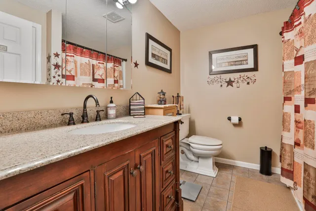 $369,900 | 47 Willow Creek Drive, Hudson, NH 03051