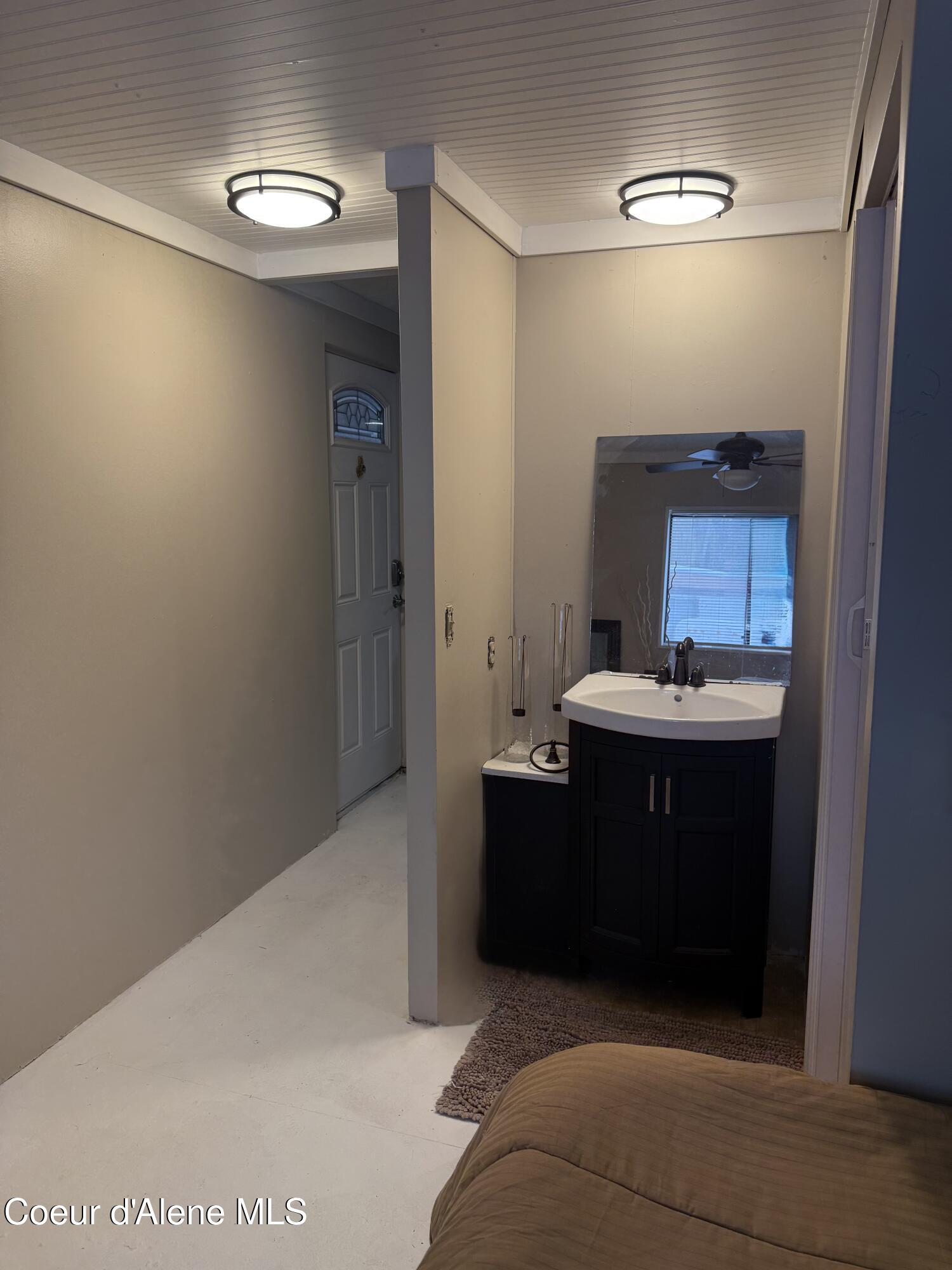 11776 Hauser Lake Road, Unit SPC 6 Hauser, ID 83854 - Photo 15 of 28 IMG_3848