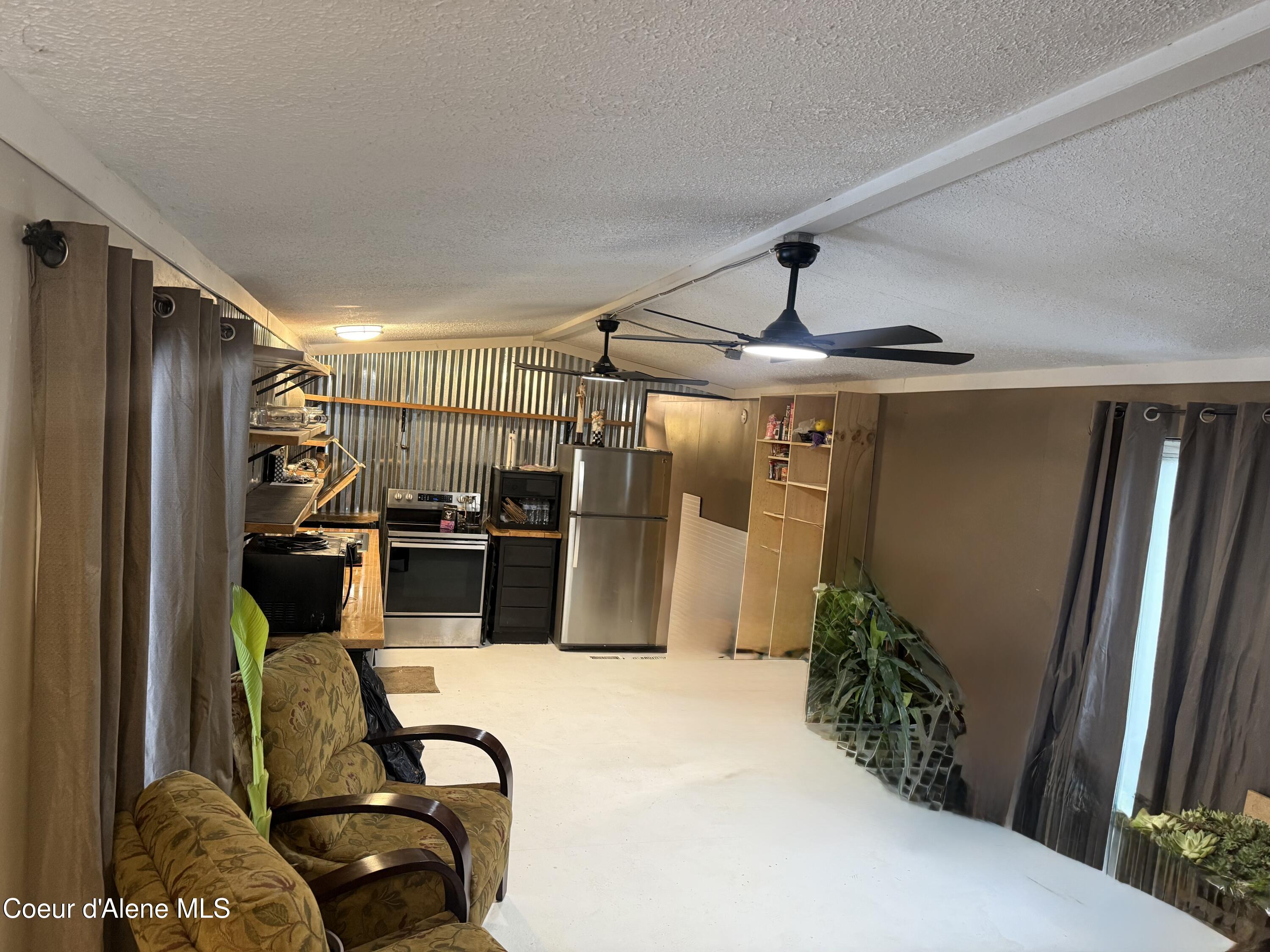 11776 Hauser Lake Road, Unit SPC 6 Hauser, ID 83854 - Photo 5 of 28 IMG_3834