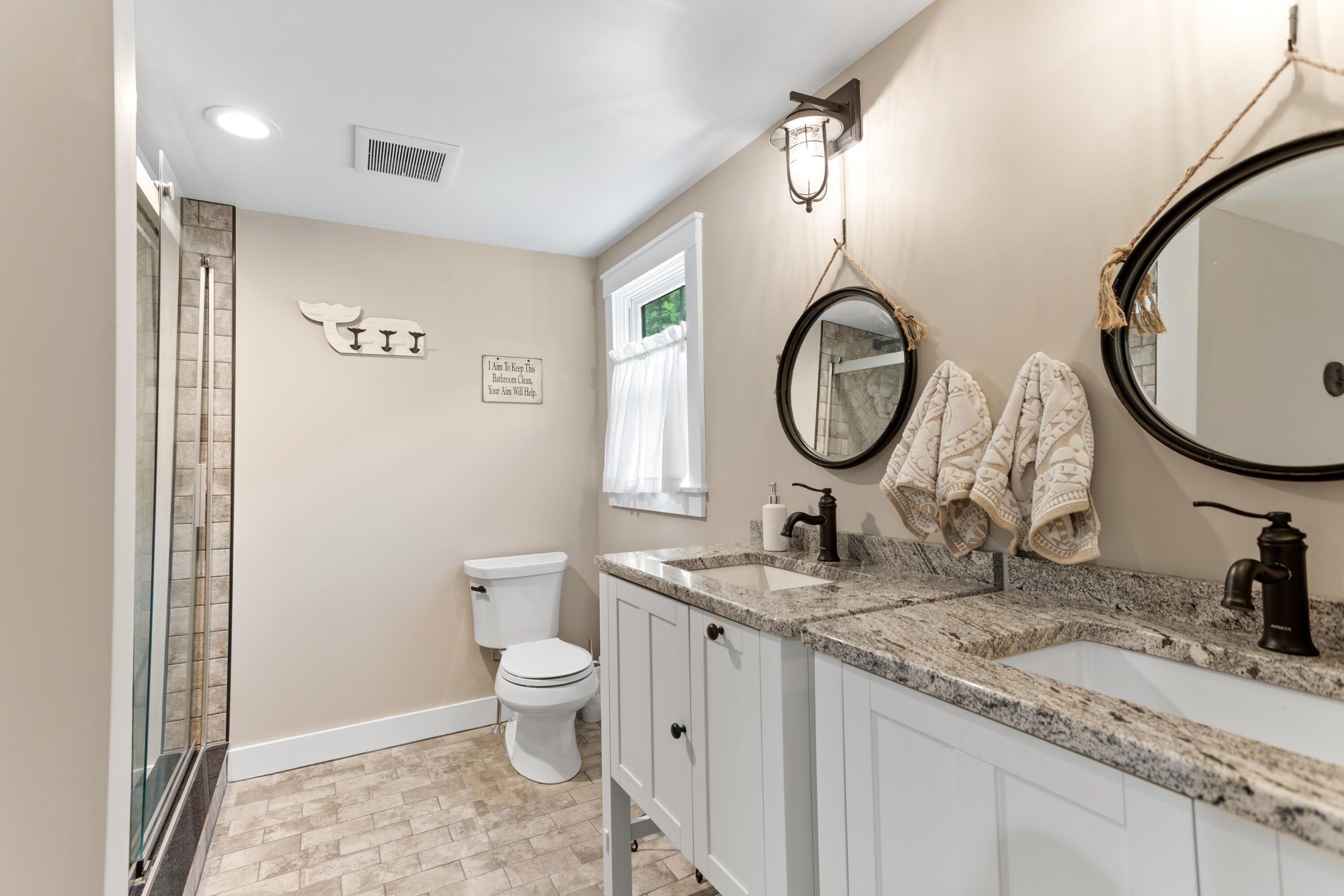 54 Angus Way Centerville, MA 02632 - Photo 18 of 37 54 Angus Way Interior High Res-16