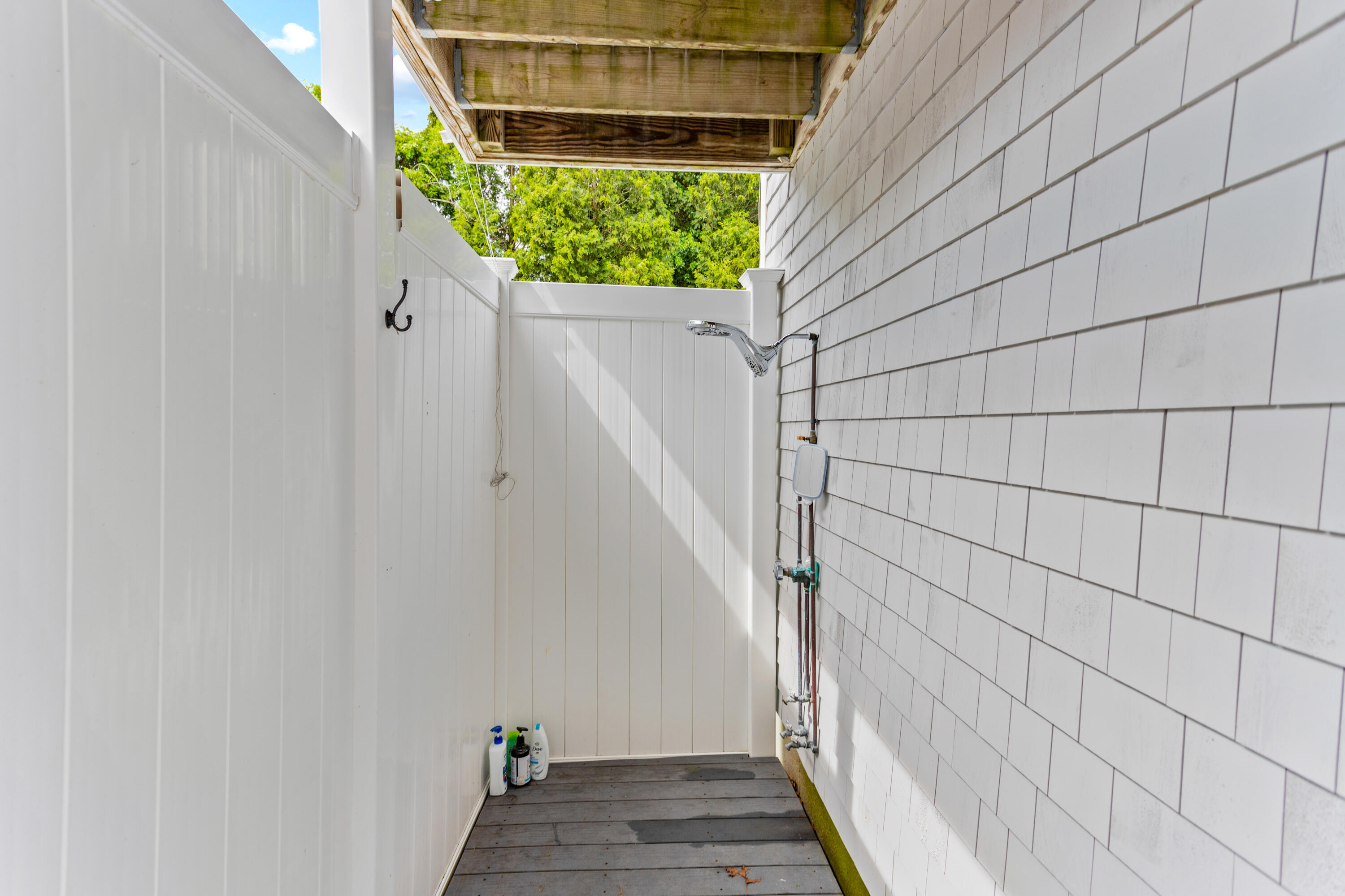 54 Angus Way Centerville, MA 02632 - Photo 34 of 37 54 Angus Way Exterior High Res-41
