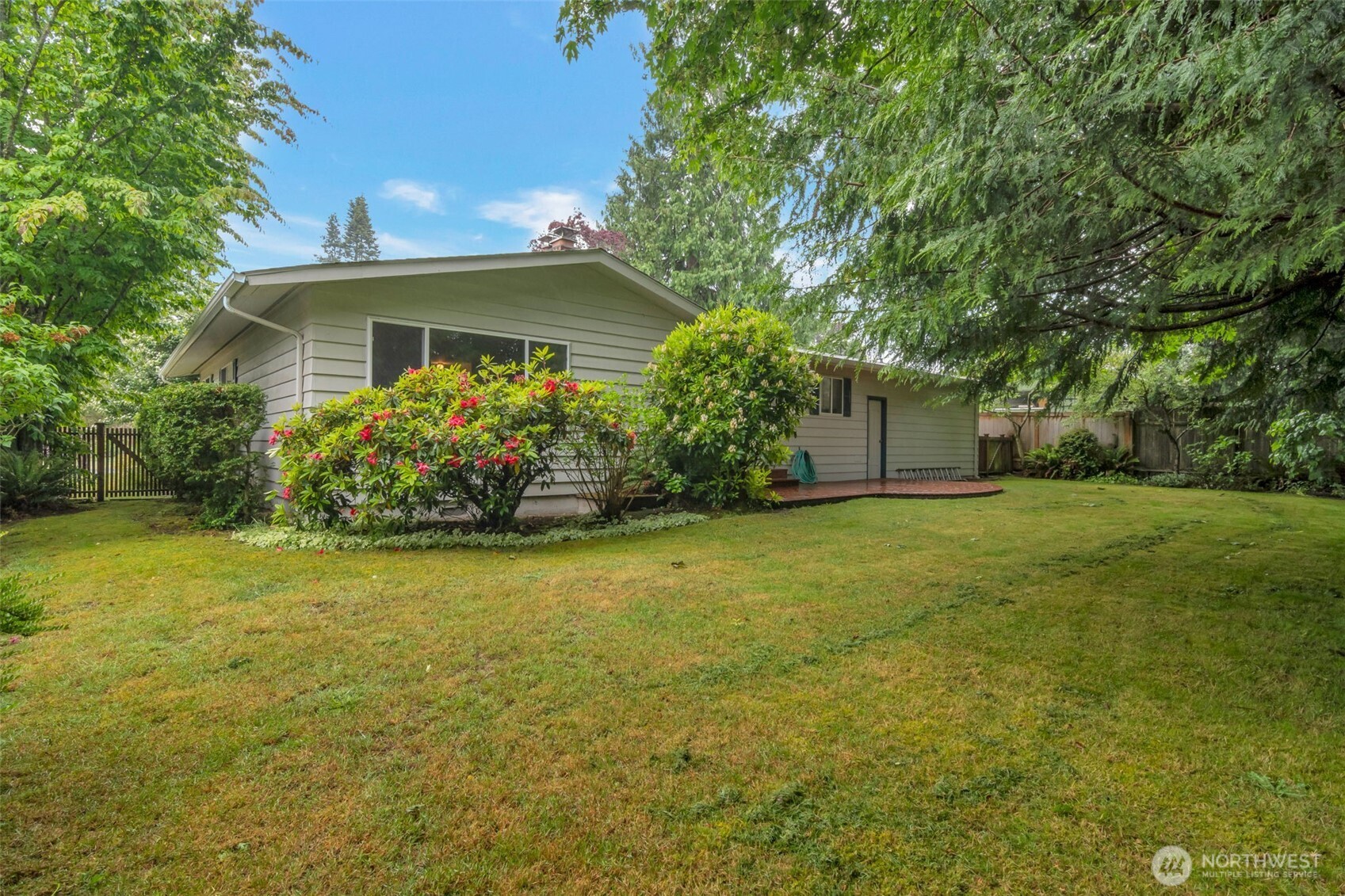 9605 216th Place Southwest Edmonds, WA 98020 - Photo 21 of 27
