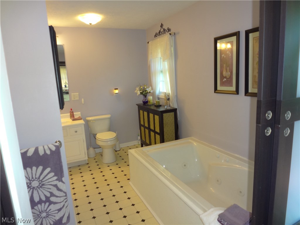 6636 Rosedale Drive Amherst, OH 44001 - Photo 14 of 33