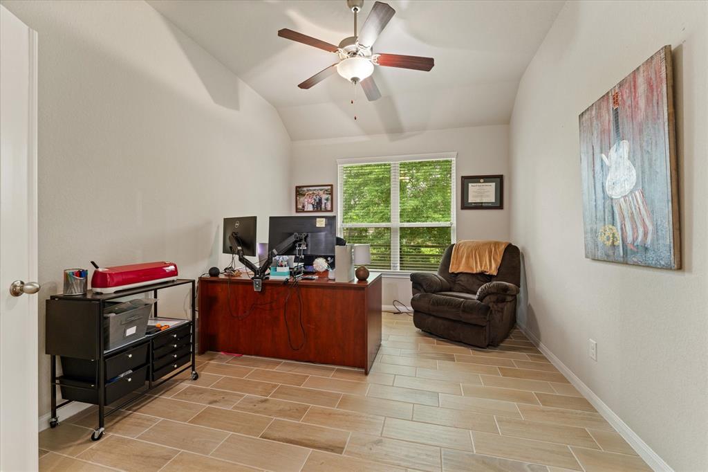 4626 Axis Trail Conroe, TX 77303 - Photo 23 of 34