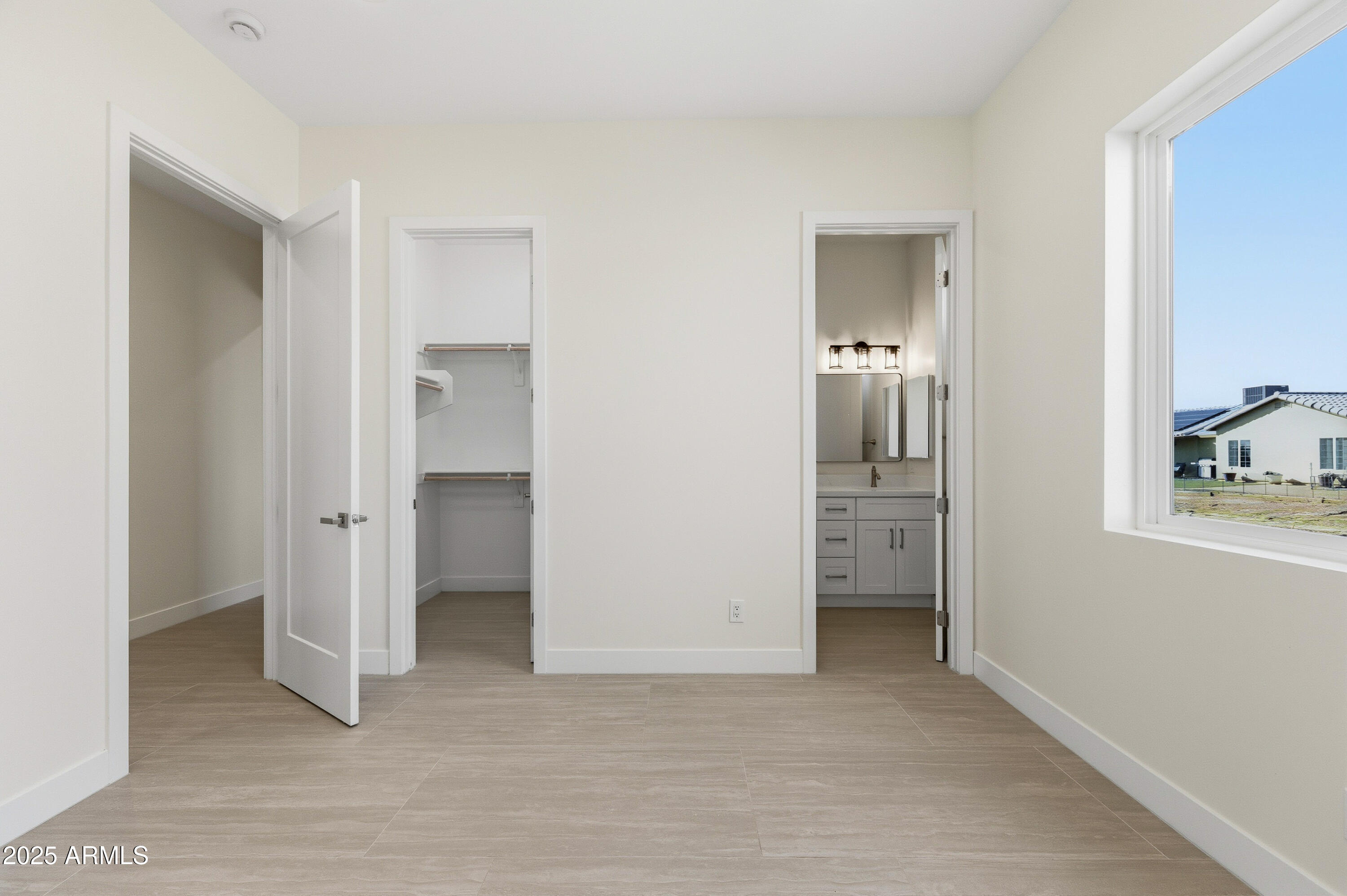 10039 North Burris Road Casa Grande, AZ 85122 - Photo 52 of 61 a view of a bathroom with mirror