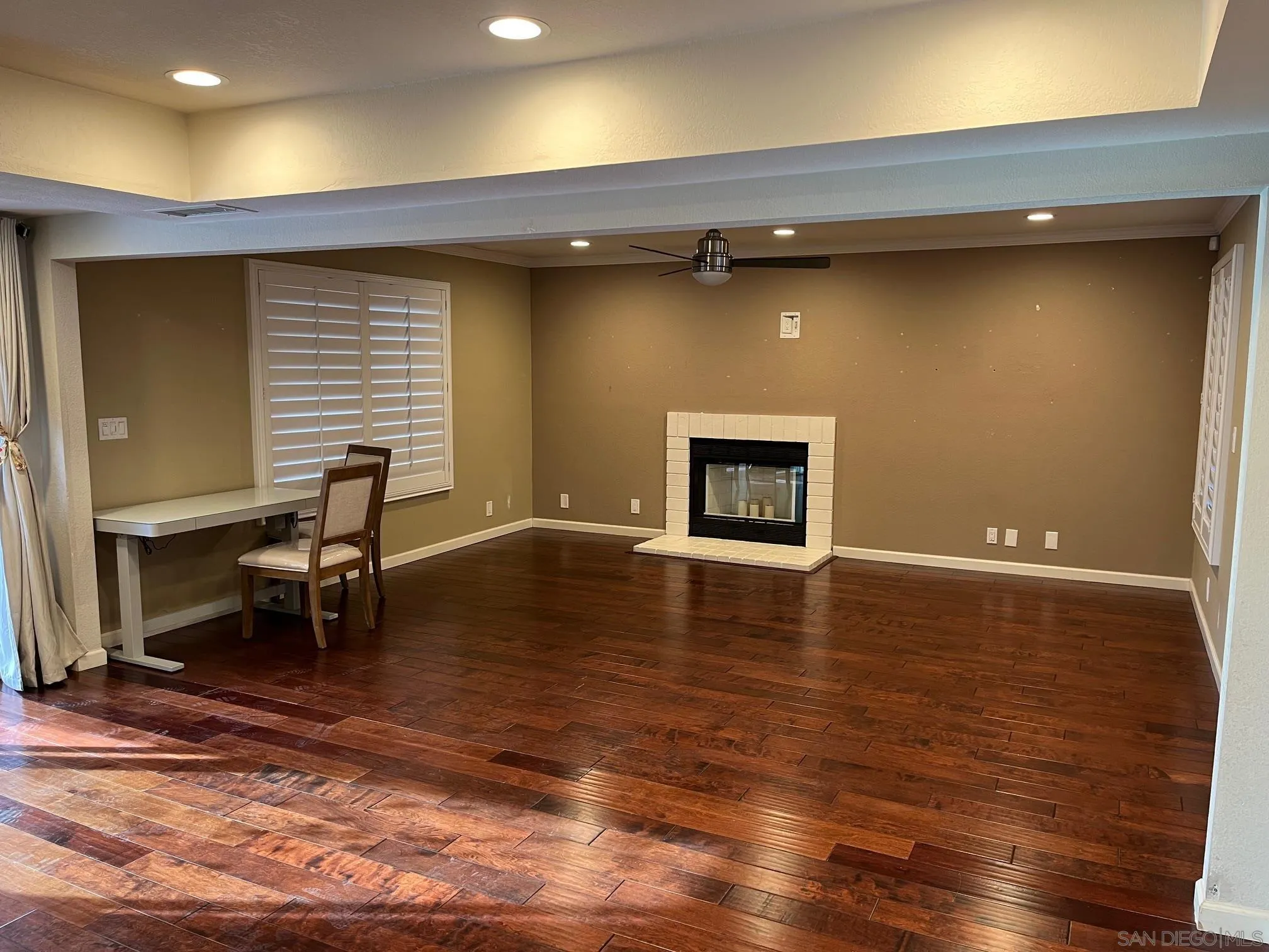 10423 Madrid Way Spring Valley, CA 91977 - Photo 5 of 9