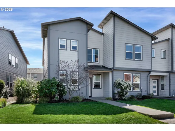 $439,900 | 8062 Southeast Butternut Creek Parkway, Hillsboro, OR 97123