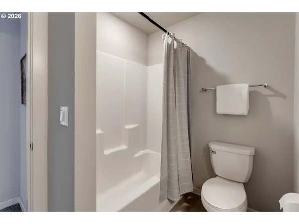 $439,900 | 8062 Southeast Butternut Creek Parkway, Hillsboro, OR 97123