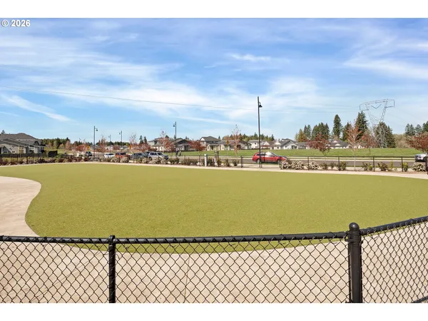 $439,900 | 8062 Southeast Butternut Creek Parkway, Hillsboro, OR 97123