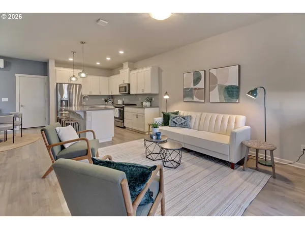 $439,900 | 8062 Southeast Butternut Creek Parkway, Hillsboro, OR 97123