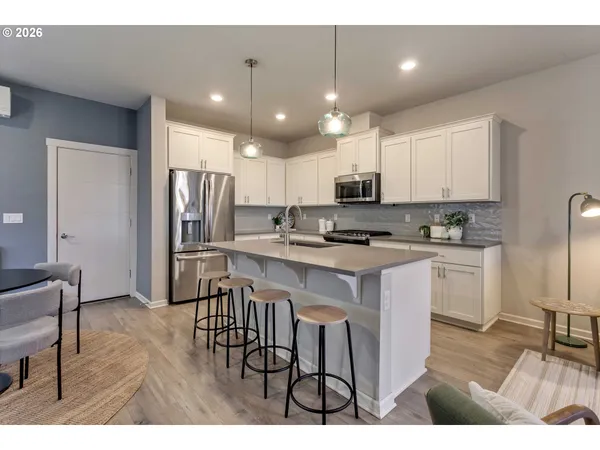 $439,900 | 8062 Southeast Butternut Creek Parkway, Hillsboro, OR 97123