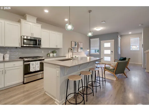 $439,900 | 8062 Southeast Butternut Creek Parkway, Hillsboro, OR 97123