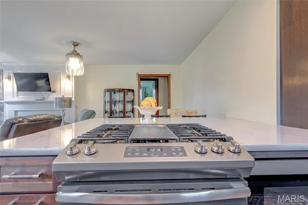 $237,900 | 87 Bert Avenue, East Alton, IL 62024