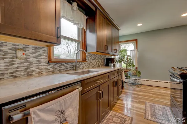 $237,900 | 87 Bert Avenue, East Alton, IL 62024