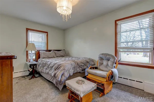 $237,900 | 87 Bert Avenue, East Alton, IL 62024