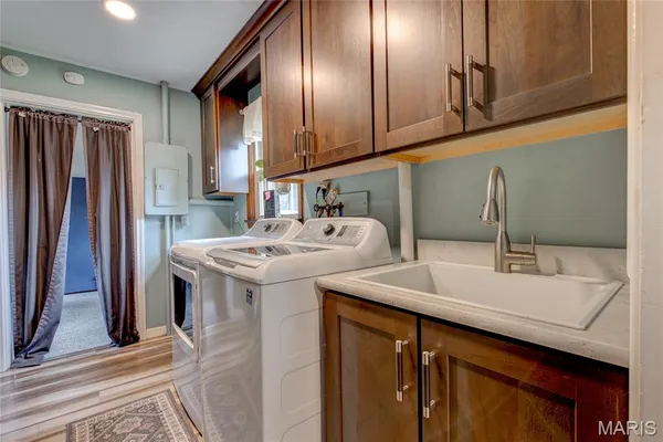 $237,900 | 87 Bert Avenue, East Alton, IL 62024