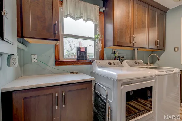$237,900 | 87 Bert Avenue, East Alton, IL 62024
