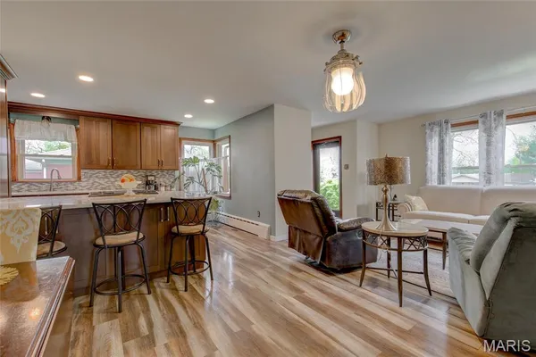 $237,900 | 87 Bert Avenue, East Alton, IL 62024