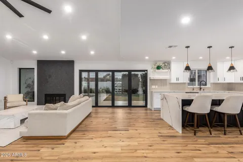 $1,725,000 | 6533 East Phelps Road, Scottsdale, AZ 85254