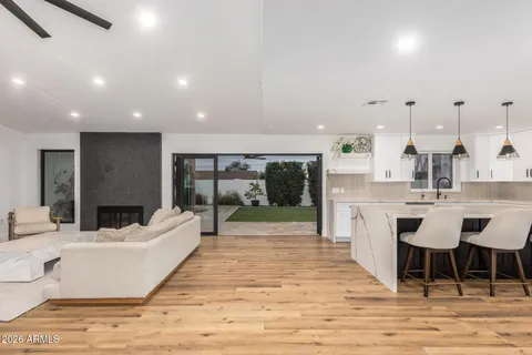 $1,725,000 | 6533 East Phelps Road, Scottsdale, AZ 85254