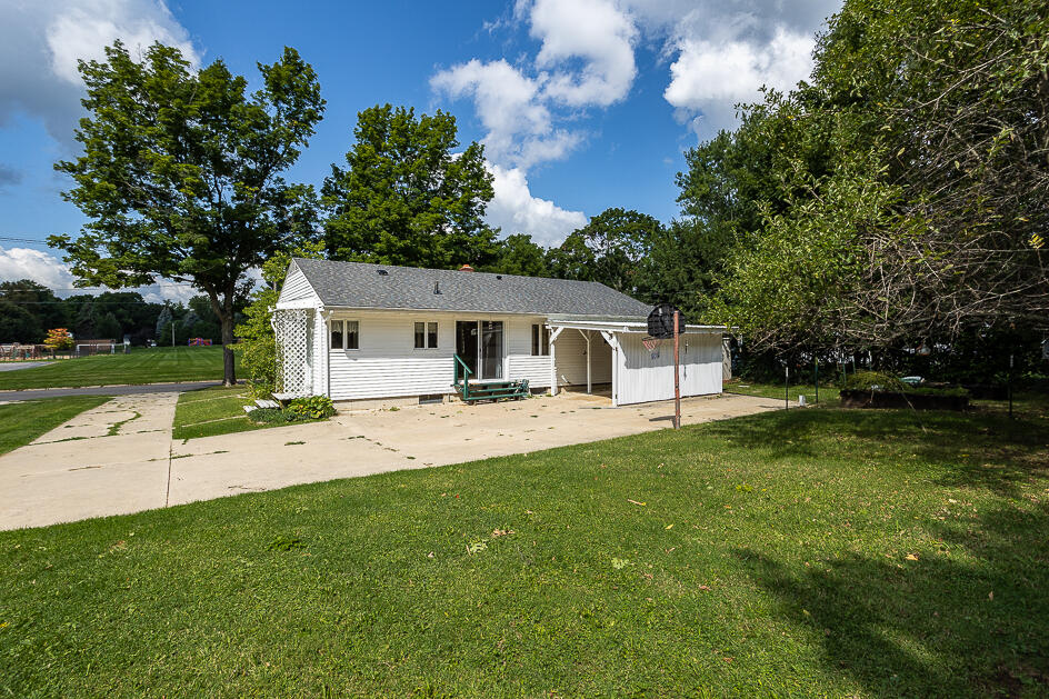 422 Ferguson Road Marshall, MI 49068 - Photo 4 of 26 0N0A2824