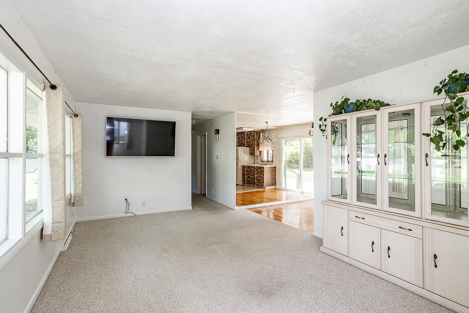 422 Ferguson Road Marshall, MI 49068 - Photo 6 of 26 0N0A2833-HDR