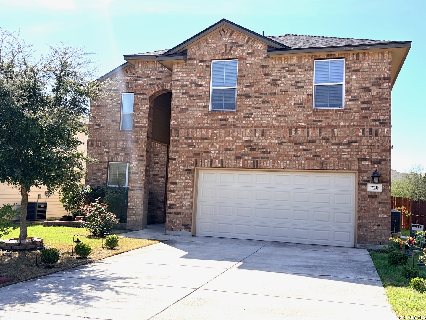 720 Smooth Wine Cibolo, TX 78108 - Photo 2 of 22