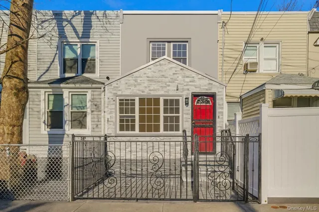 $699,999 | 153-05 118th Avenue | South Jamaica