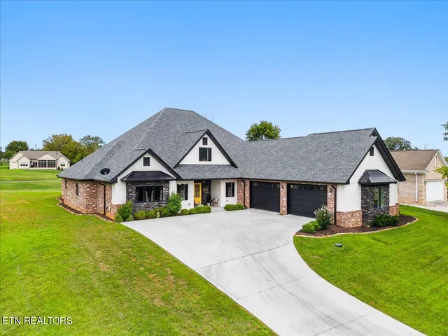 $759,900 | 244 Ganega Trail, Vonore, TN 37885