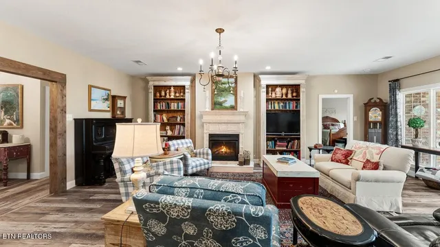 $759,900 | 244 Ganega Trail, Vonore, TN 37885