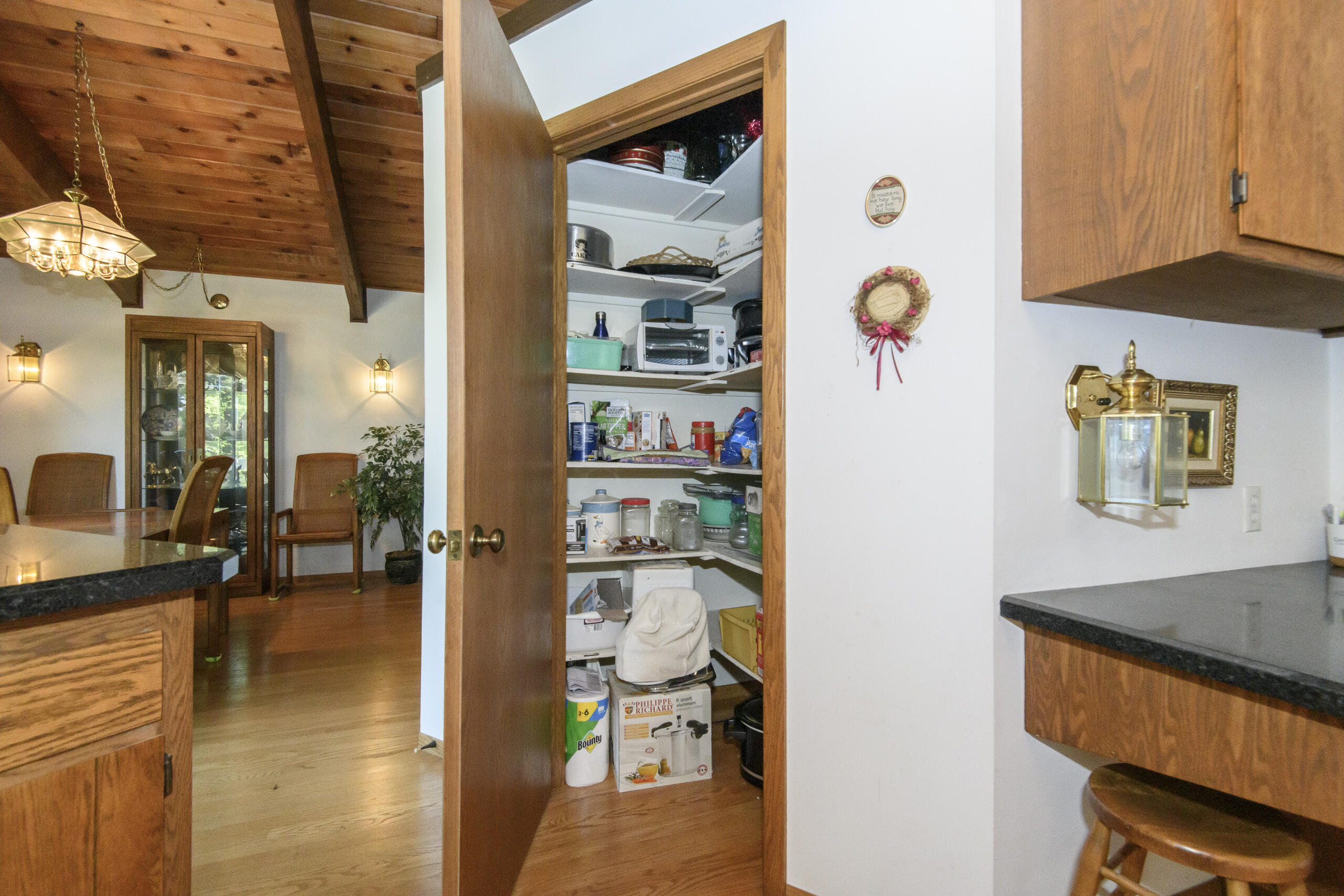 S78W31428 Sugden Road Mukwonago, WI 53149 - Photo 14 of 42 Pantry