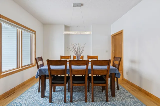 $1,100,000 | 2728 Headland Court Southwest, Rochester, MN 55902