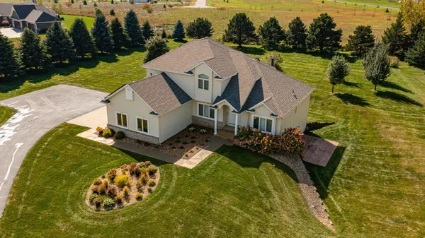 $1,050,000 | 2728 Headland Court Southwest, Rochester, MN 55902