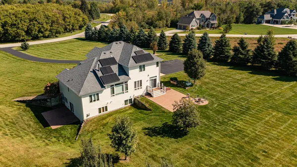 $1,050,000 | 2728 Headland Court Southwest, Rochester, MN 55902
