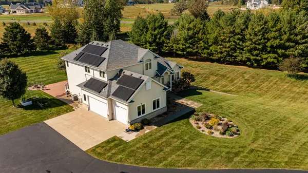 $1,050,000 | 2728 Headland Court Southwest, Rochester, MN 55902