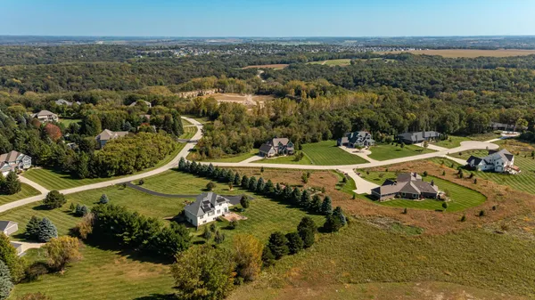 $1,050,000 | 2728 Headland Court Southwest, Rochester, MN 55902