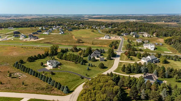 $1,050,000 | 2728 Headland Court Southwest, Rochester, MN 55902