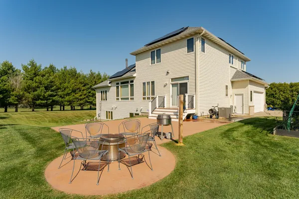 $1,050,000 | 2728 Headland Court Southwest, Rochester, MN 55902