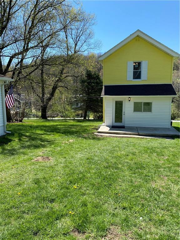 155 Francis Mine State Road Burgettstown, PA 15021 - Photo 3 of 25 Gallery Image 3