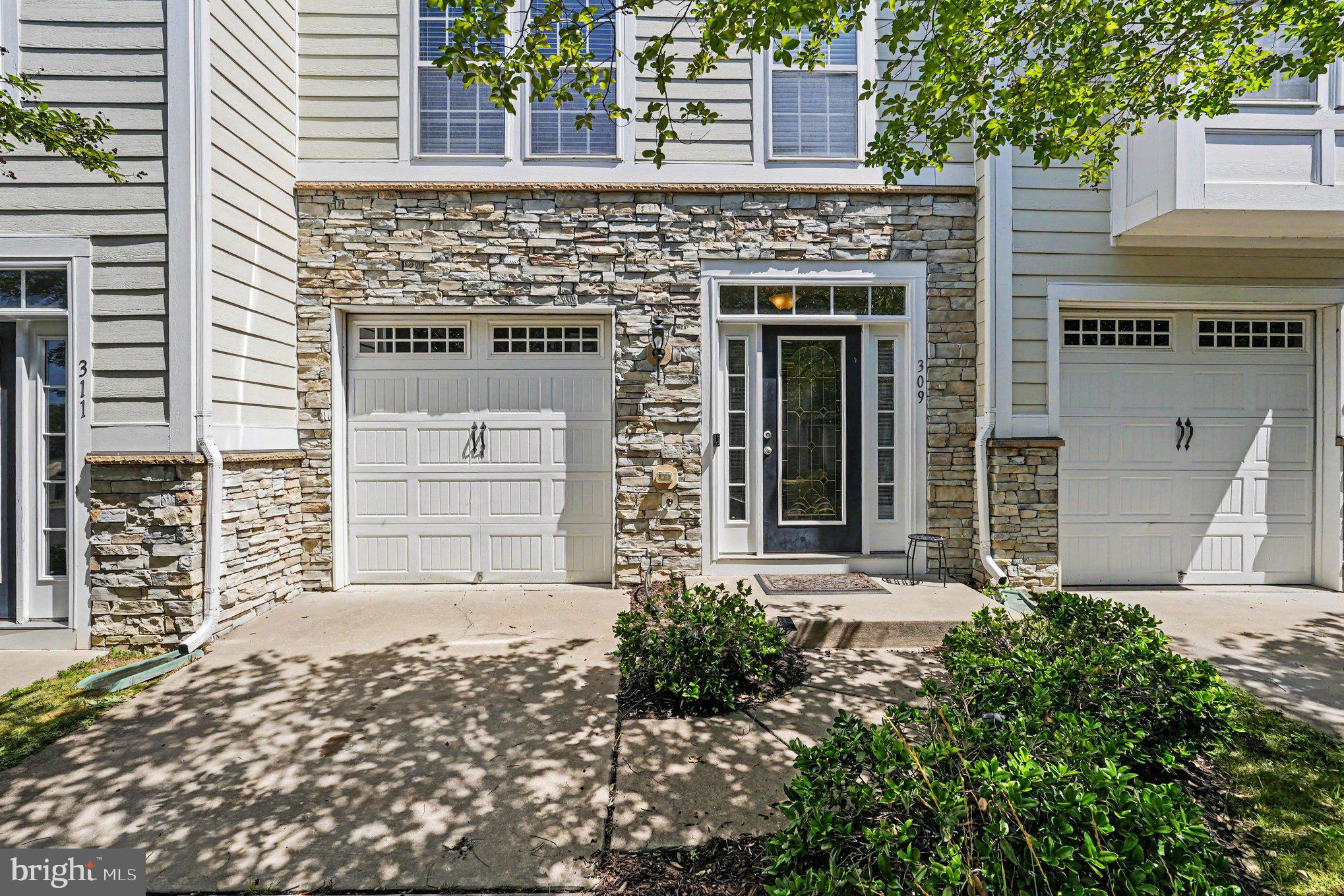 309 Monroe Point Drive Colonial Beach, VA 22443 - Photo 2 of 28