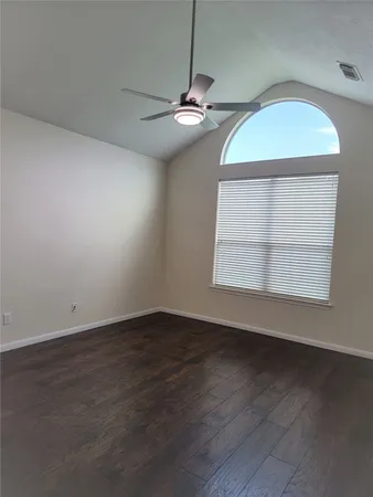 $2,700 | 11404 Tidenhaven Court, Pearland, TX 77584