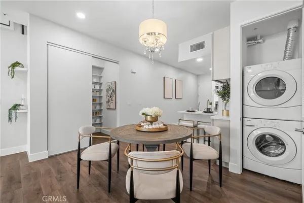 $1,238,000 | 1401 Mission Street, Unit 208, South Pasadena, CA 91030