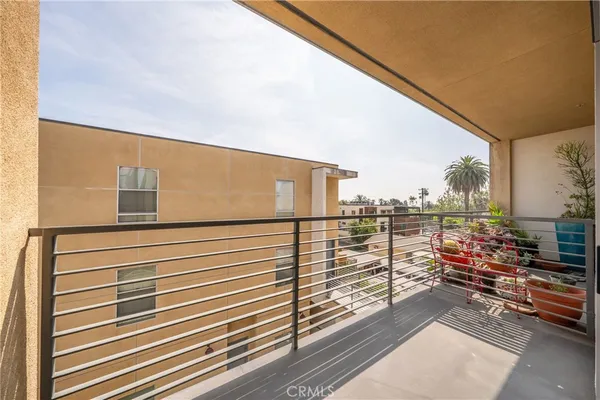 $1,238,000 | 1401 Mission Street, Unit 208, South Pasadena, CA 91030